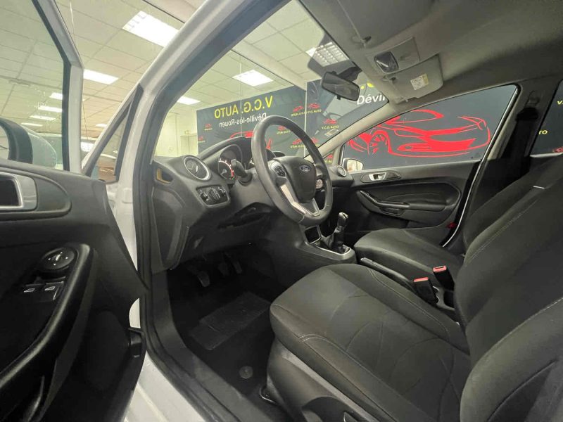 FORD FIESTA VI 82CV TREND