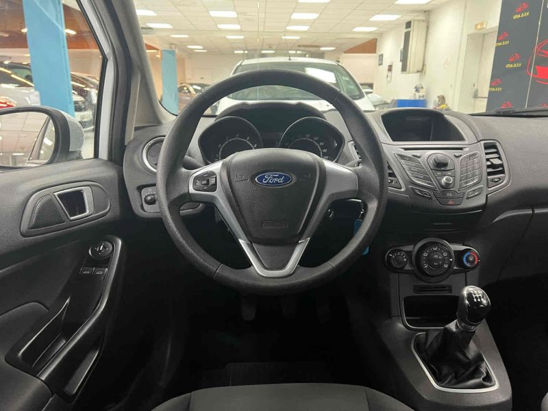 FORD FIESTA VI 82CV TREND