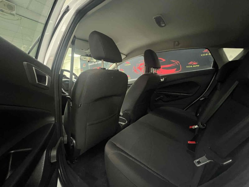 FORD FIESTA VI 82CV TREND