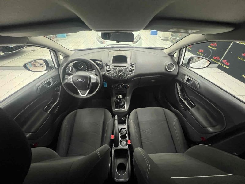 FORD FIESTA VI 82CV TREND