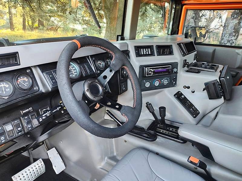 A.M.G. HUMMER H1 HUMMER H1 1997