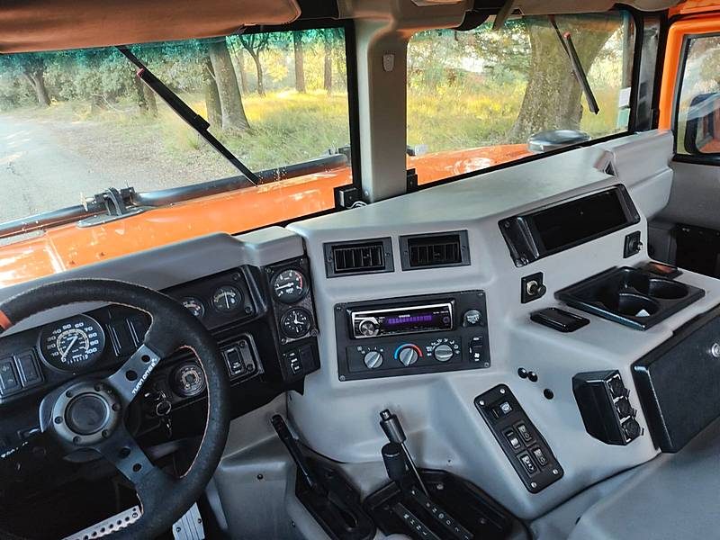A.M.G. HUMMER H1 HUMMER H1 1997