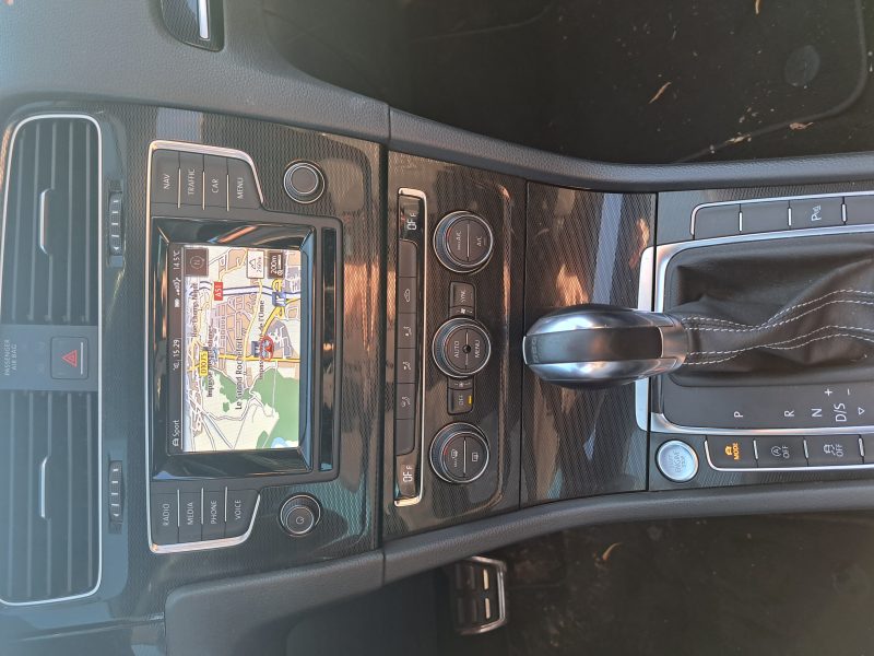 VOLKSWAGEN GOLF VII 2015