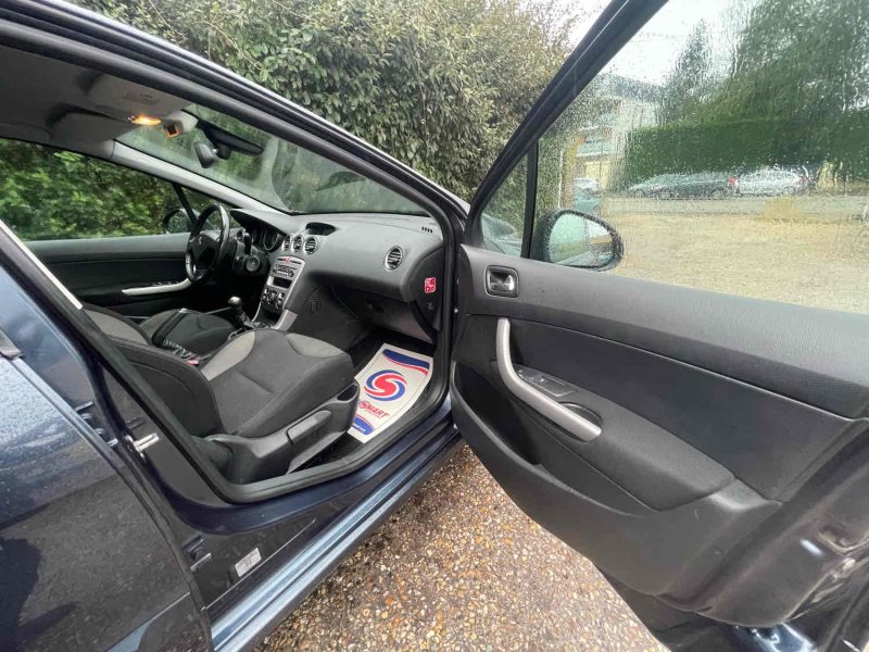 PEUGEOT 308 I 2012 1.6 HDi 92cv