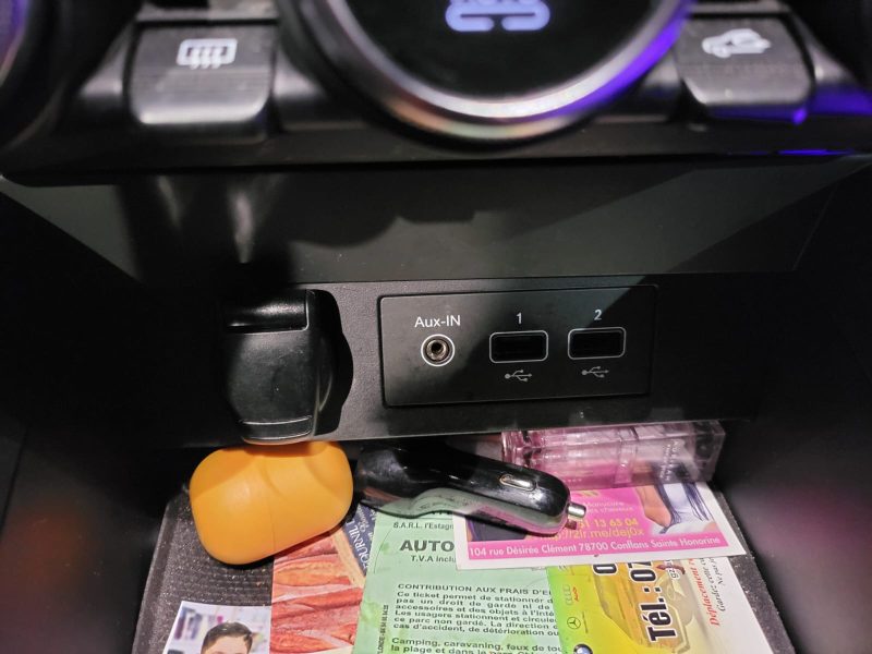 RENAULT CLIO V 1.0 TCe 100cv Intens / CAMERA DE RECUL/ACCES MAINS LIBRE/SYSTEME ANTI COLLISION