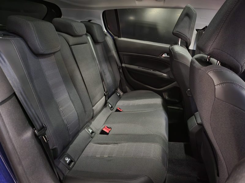 PEUGEOT 308 1.2 THP 130cv ALLURE /TOIT PANO+SIEGE CHAUFFANT+CAR PLAY+CAMERA/