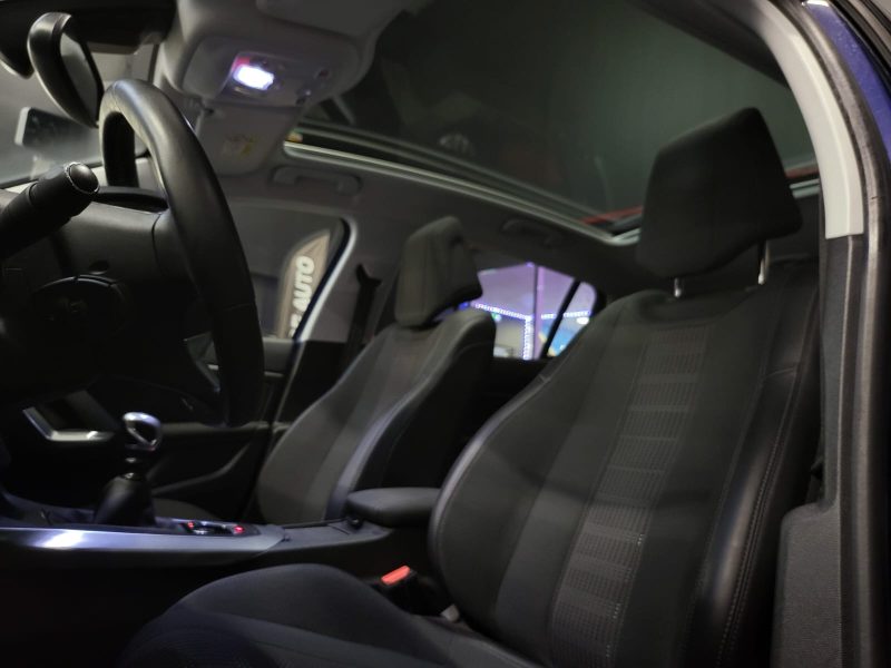 PEUGEOT 308 1.2 THP 130cv ALLURE /TOIT PANO+SIEGE CHAUFFANT+CAR PLAY+CAMERA/