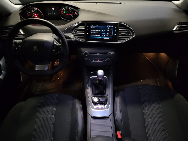 PEUGEOT 308 1.2 THP 130cv ALLURE /TOIT PANO+SIEGE CHAUFFANT+CAR PLAY+CAMERA/