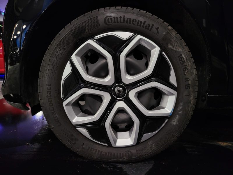 RENAULT TWINGO III 0.9 TCe 90cv LIMITED EDC6 / RADARS ARRIERES