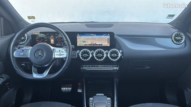 MERCEDES GLA 220 d 4-matic AMG LINE 190cv REPRISE POSSIBLE