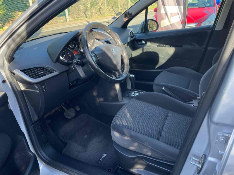 PEUGEOT 207 1.6i 16V 120CV