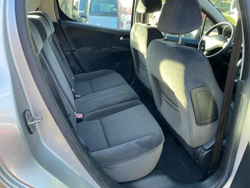 PEUGEOT 207 1.6i 16V 120CV