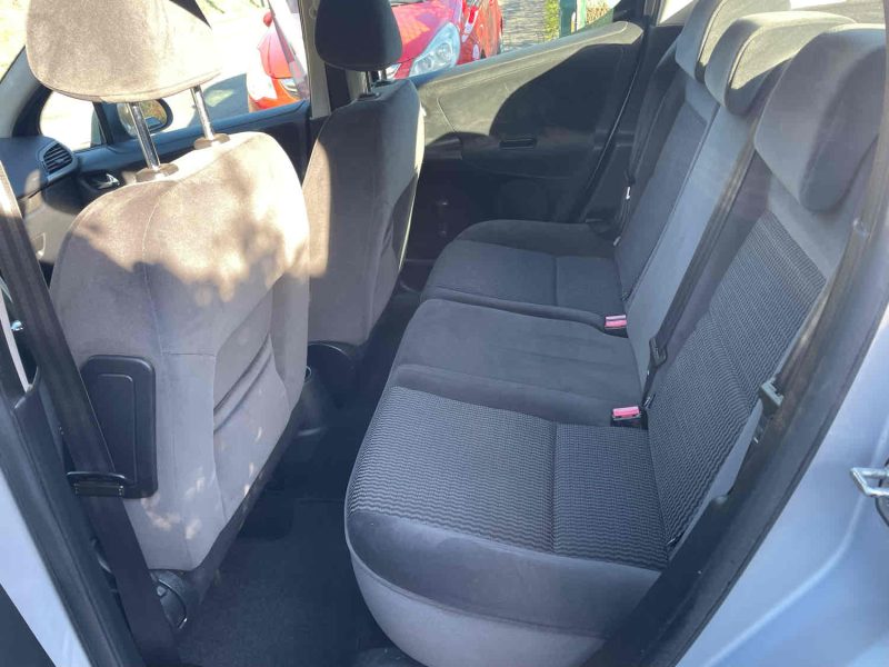 PEUGEOT 207 1.6i 16V 120CV