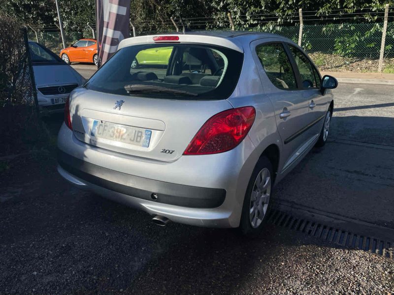 PEUGEOT 207 1.6i 16V 120CV