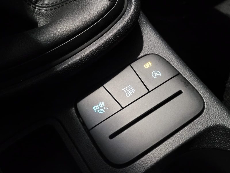 FORD FIESTA VII 1.0 EcoBoost 95cv Cool&Connect BVM6 / FAIBLE KILOMETRAGE