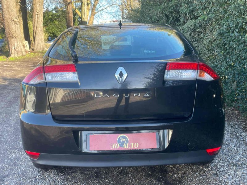 RENAULT LAGUNA III 2010 2.0 dCi 131cv