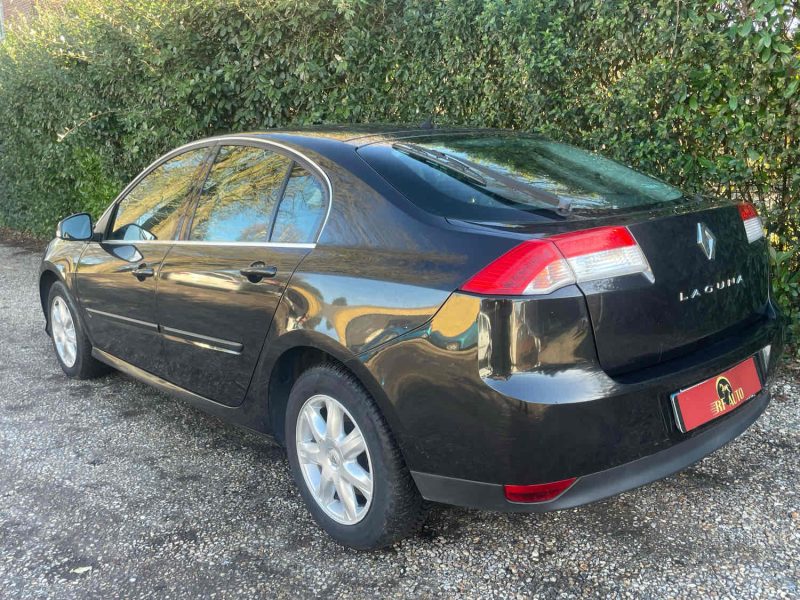 RENAULT LAGUNA III 2010 2.0 dCi 131cv