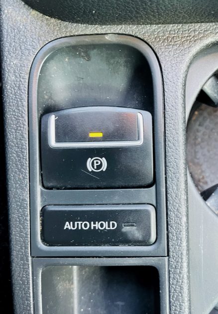 VOLKSWAGEN TIGUAN 2011