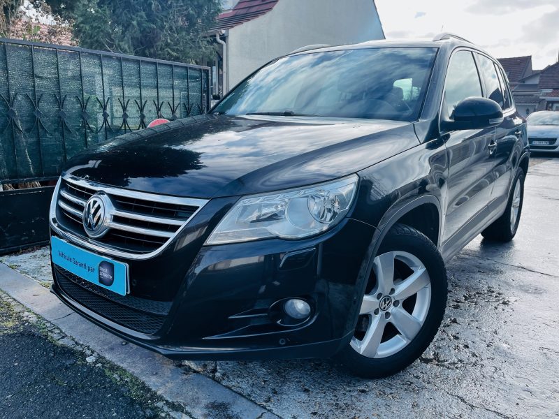 VOLKSWAGEN TIGUAN 2011
