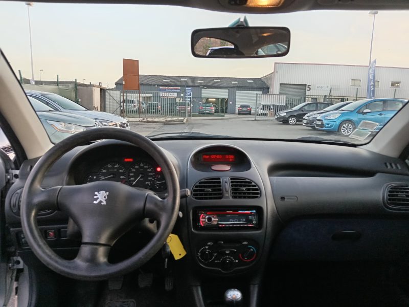PEUGEOT 206 5 portes 2001