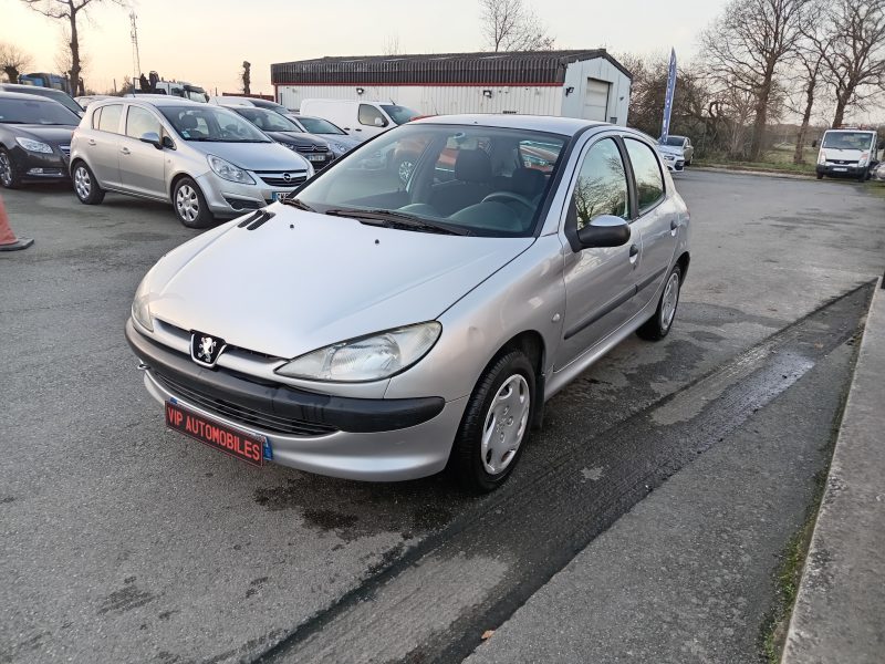 PEUGEOT 206 5 portes 2001