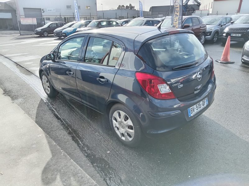 OPEL CORSA 2011
