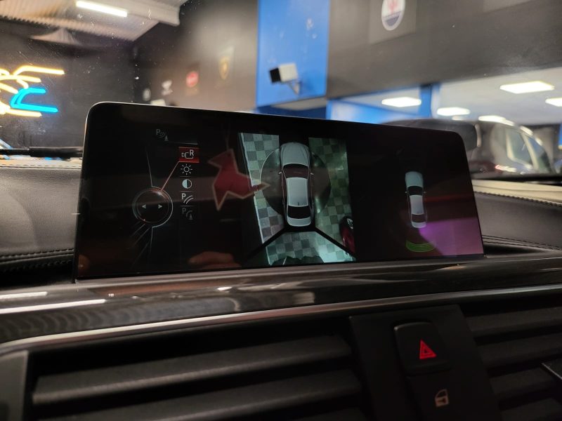 BMW SERIE 3 330 e 252cv LUXURY / TOIT OUVRANT+SIEGE ELECTRIQUE+AFFICHAGE TETE HAUTE/