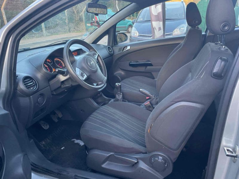 OPEL CORSA D 1.2i 80CV
