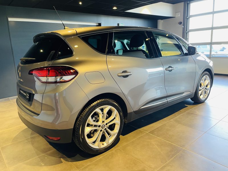 RENAULT SCENIC  2018