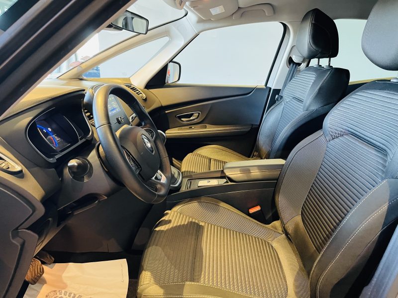 RENAULT SCENIC  2018