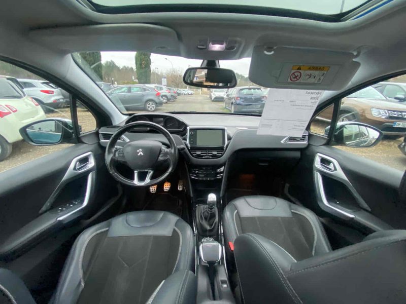 PEUGEOT 2008 1.6 BLUEHDI 120 CROSSWAY