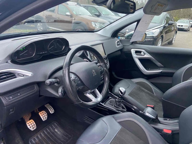 PEUGEOT 2008 1.6 BLUEHDI 120 CROSSWAY