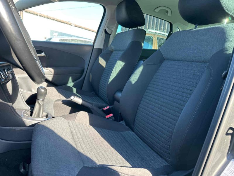 VOLKSWAGEN POLO V 2014