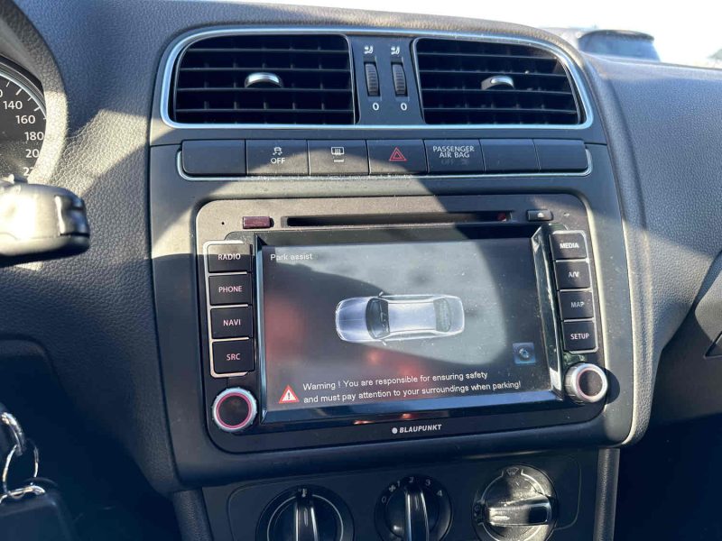 VOLKSWAGEN POLO V 2014