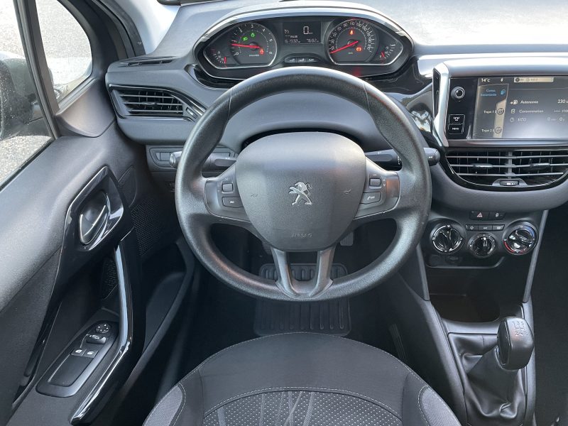 PEUGEOT 208 I 2014