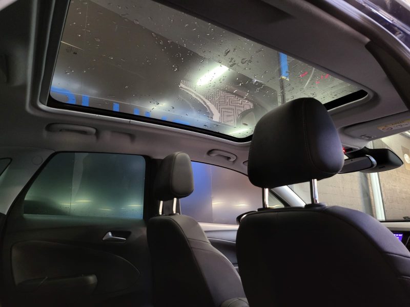 OPEL CROSSLAND X / CROSSLAND 1.2 110cv ULTIMATE / TOIT PANO / CAMERA /CARPLAY