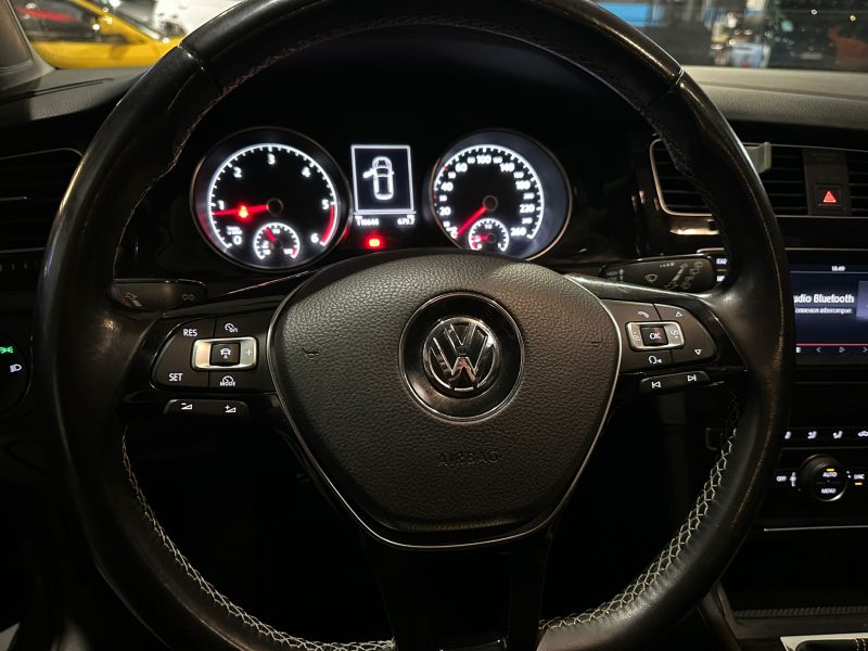 VOLKSWAGEN GOLF VII 2014