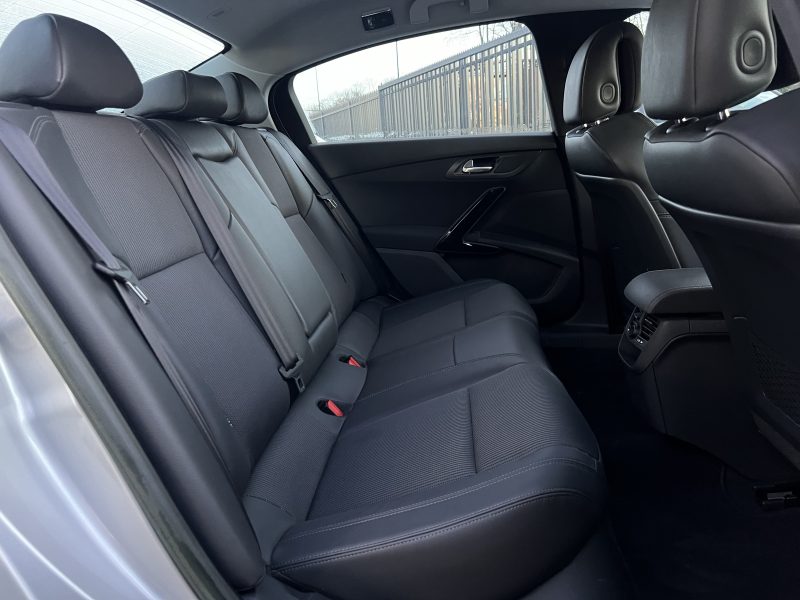 PEUGEOT 508 ALLURE 1.6 E HDI 115 Cv PREMIERE MAIN / 59 800 KMS BOITE AUTOMATIQUE GPS - GARANTIE 1 AN