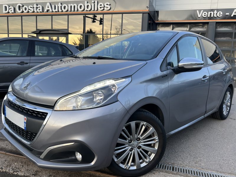 PEUGEOT 208 PHASE 2 II SIGNATURE 1.2 82 Cv APPLE CARPLAY & ANDROID AUTO CAMERA RECUL - GARANTIE 1 AN