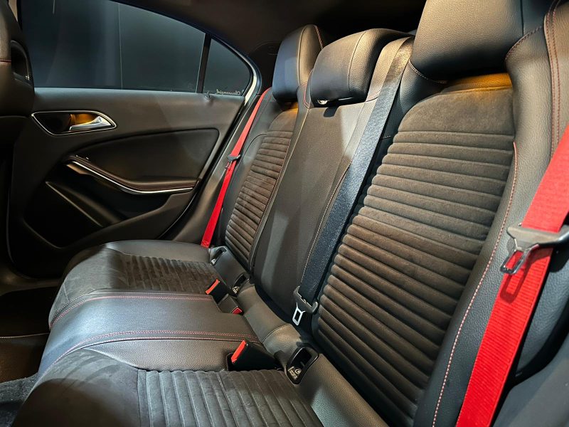 A 250 211 cv FASCINATION PACK AMG 7G-DCT / PACK AERO / TO / SIEGES ELECTRIQUE / ENTRETIENS COMPLET M