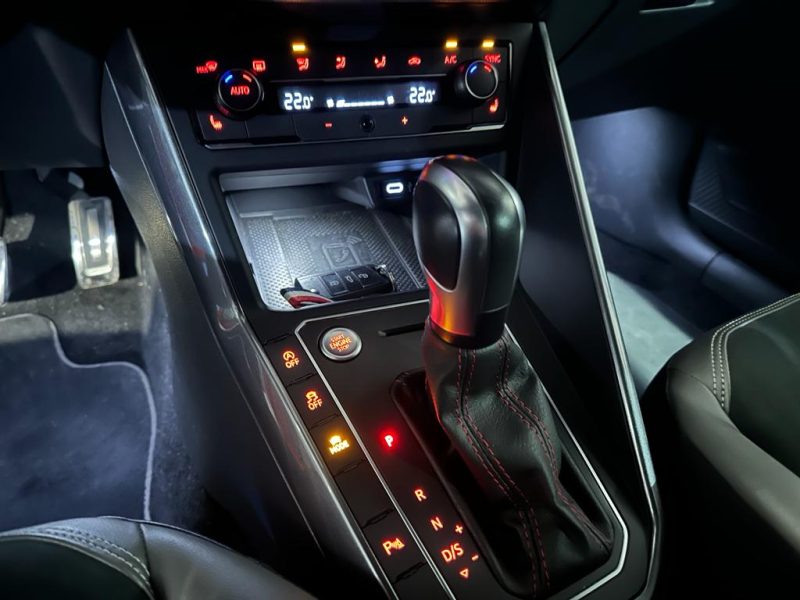 2.0 GTI 200 cv VIRTUAL COCKPIT / CARPLAY / CAMERA AR 