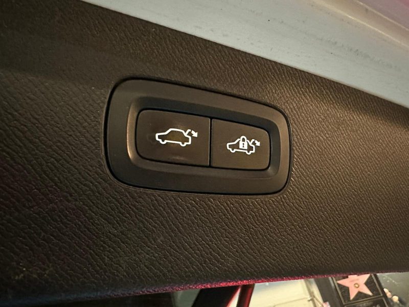 VOLVO XC90 2020 II T8 Twin Engine AWD 4x4 390cv Full options , TO , Caméra 360 , Tête Haute