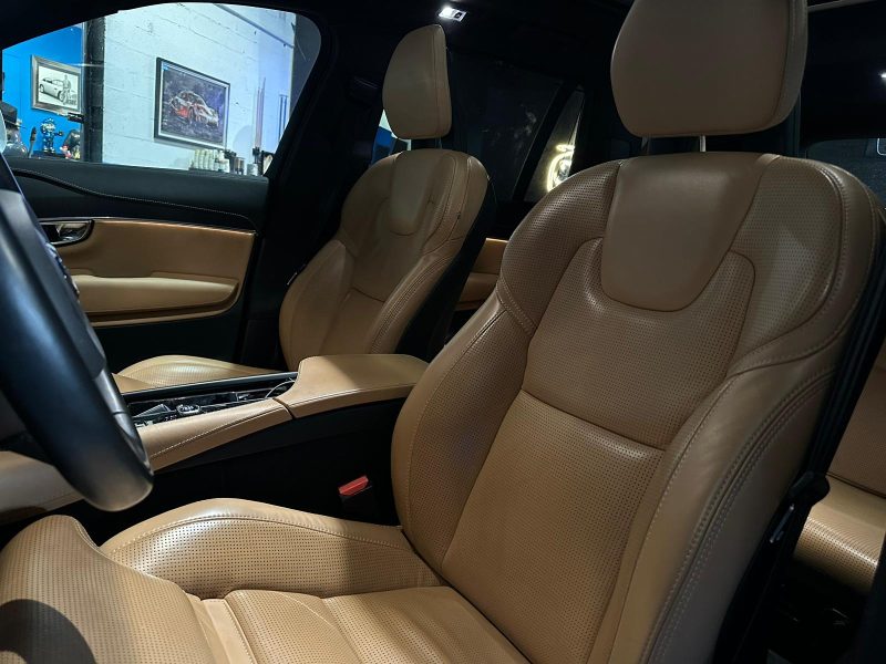 VOLVO XC90 2020 II T8 Twin Engine AWD 4x4 390cv Full options , TO , Caméra 360 , Tête Haute