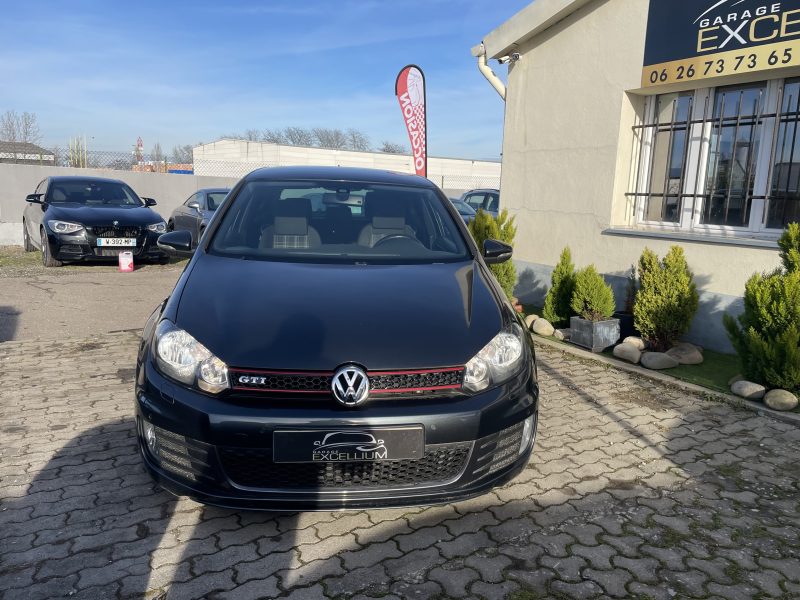 VOLKSWAGEN GOLF 6 GTI 210 CH AKRAPOVIC GARANTIE 12 MOIS 