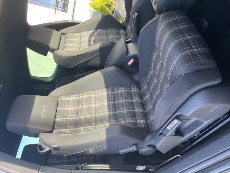 VOLKSWAGEN GOLF 6 GTI 210 CH AKRAPOVIC GARANTIE 12 MOIS 