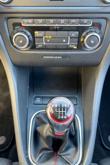 VOLKSWAGEN GOLF 6 GTI 210 CH AKRAPOVIC GARANTIE 12 MOIS 