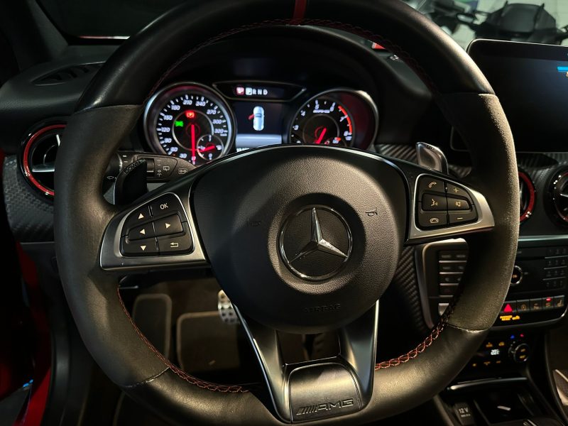 MERCEDES CLASSE A 45 AMG 2.0 Turbo 4MATIC 7G-DCT 381 cv Pack Aero Echappement Perf , Toit ouvrants ,