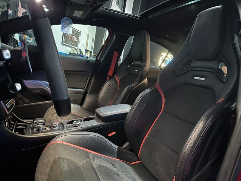 MERCEDES CLASSE A 45 AMG 2.0 Turbo 4MATIC 7G-DCT 381 cv Pack Aero Echappement Perf , Toit ouvrants ,