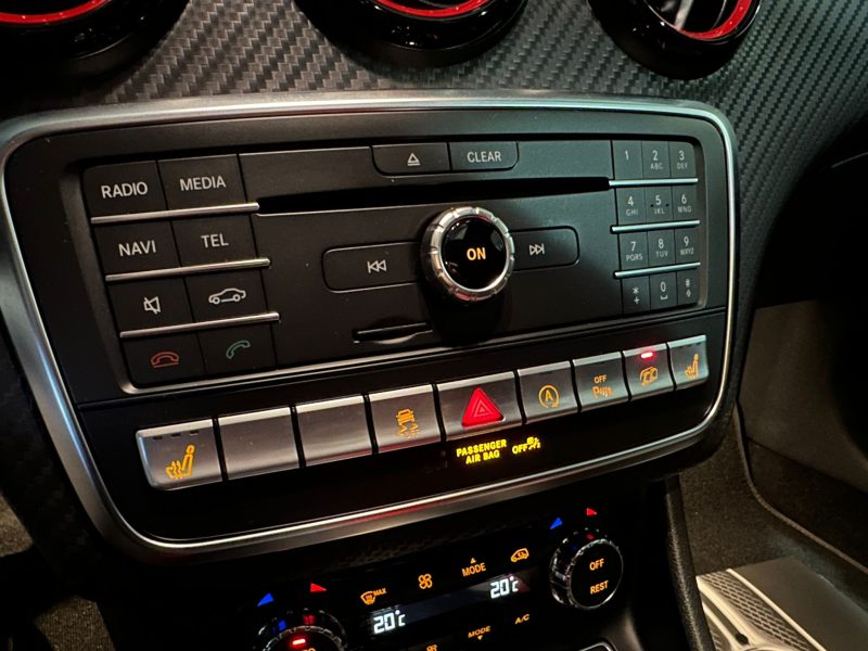 MERCEDES CLASSE A 45 AMG 2.0 Turbo 4MATIC 7G-DCT 381 cv Pack Aero Echappement Perf , Toit ouvrants ,