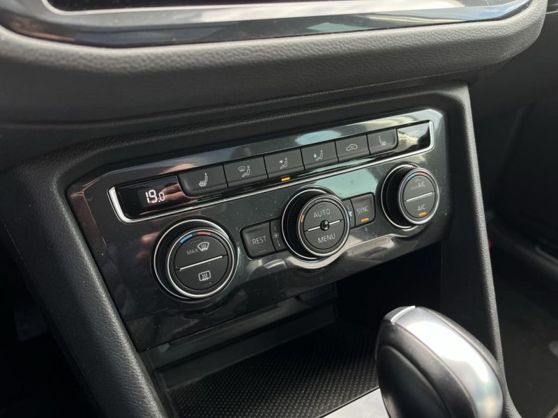 VOLKSWAGEN TIGUAN 2.0 TDI 150 R-LINE CARAT EXCLUSIVE Garantie 12 mois